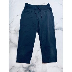 LuluLemon Black Capri Workout Pants